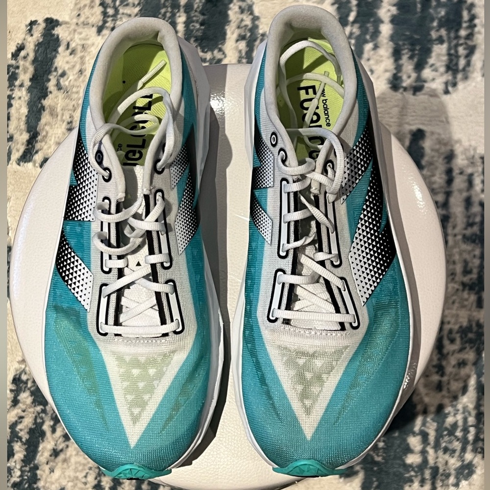 New Balance FuelCell Pvlse v1